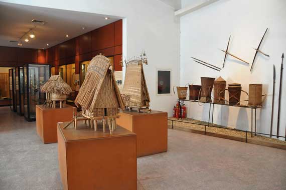 hanoi ethnography museum exhibit
